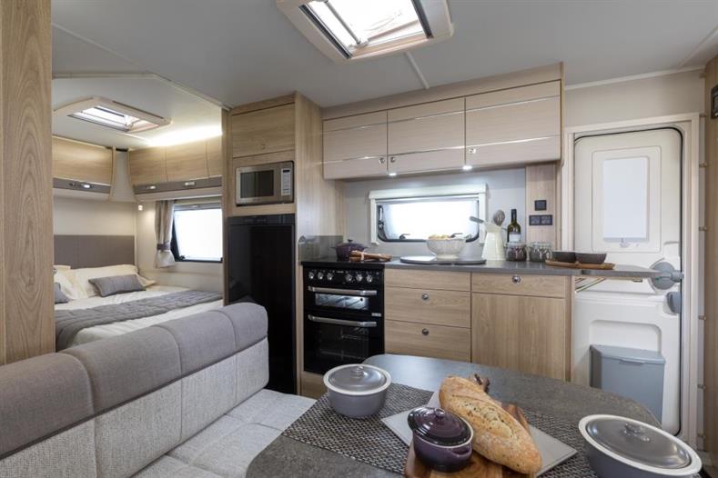 150f52dd-cbba-42e6-bbcf-5c4cad900752.jpg