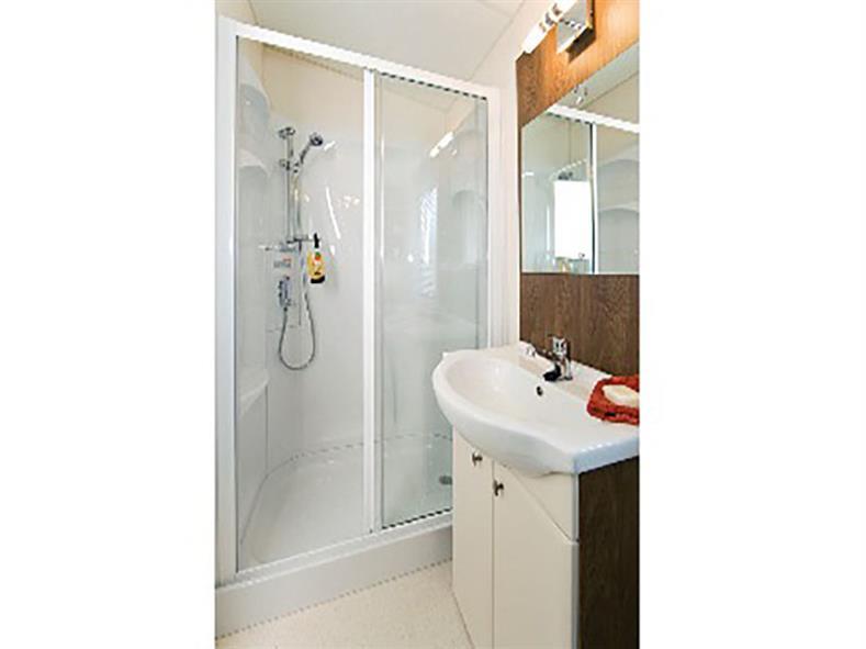 43f520c9-5a71-43d0-afea-9b6baff87e01.jpg