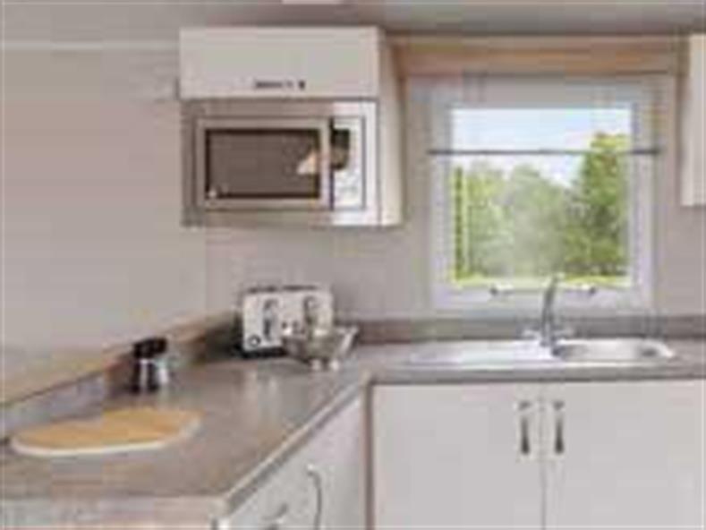 b97098a1-0de8-4bd8-8940-bd98442d8cf3.jpg