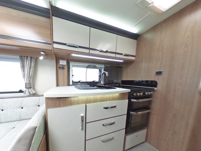 bed855a3-4e0c-4b72-8747-816d4de6c78c.jpg