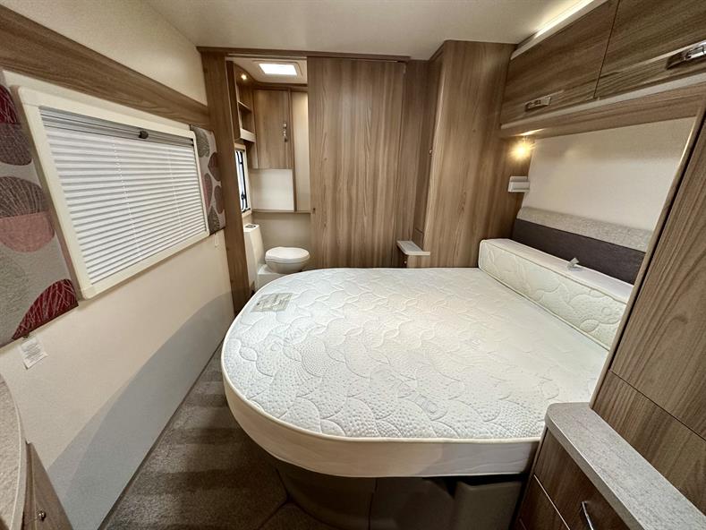 783e937d-92cc-4bed-add6-db245265e683.jpeg