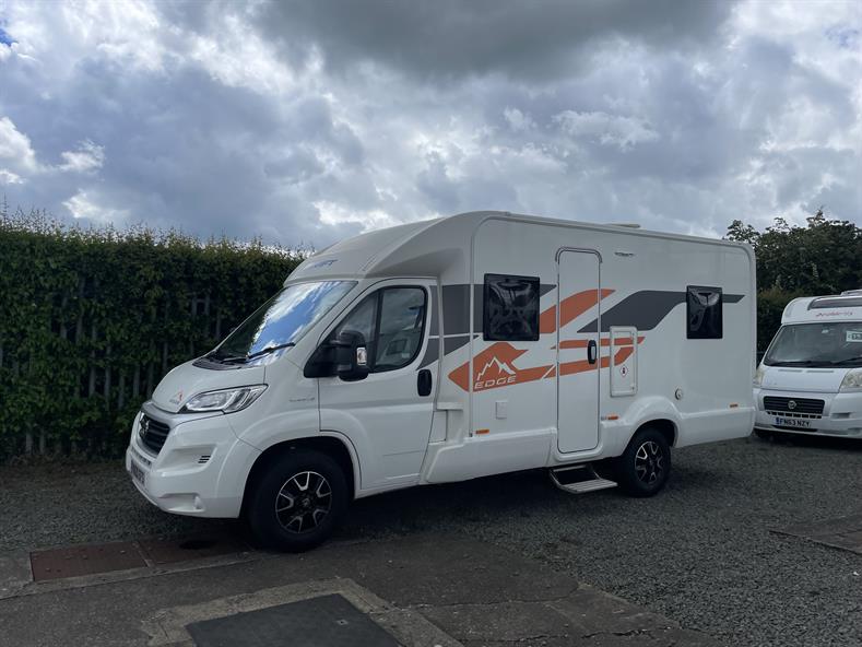 Caravan Image